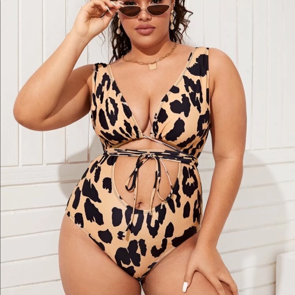 SHEIN Curve 2XL Leopard Print Monokini Swimsuit